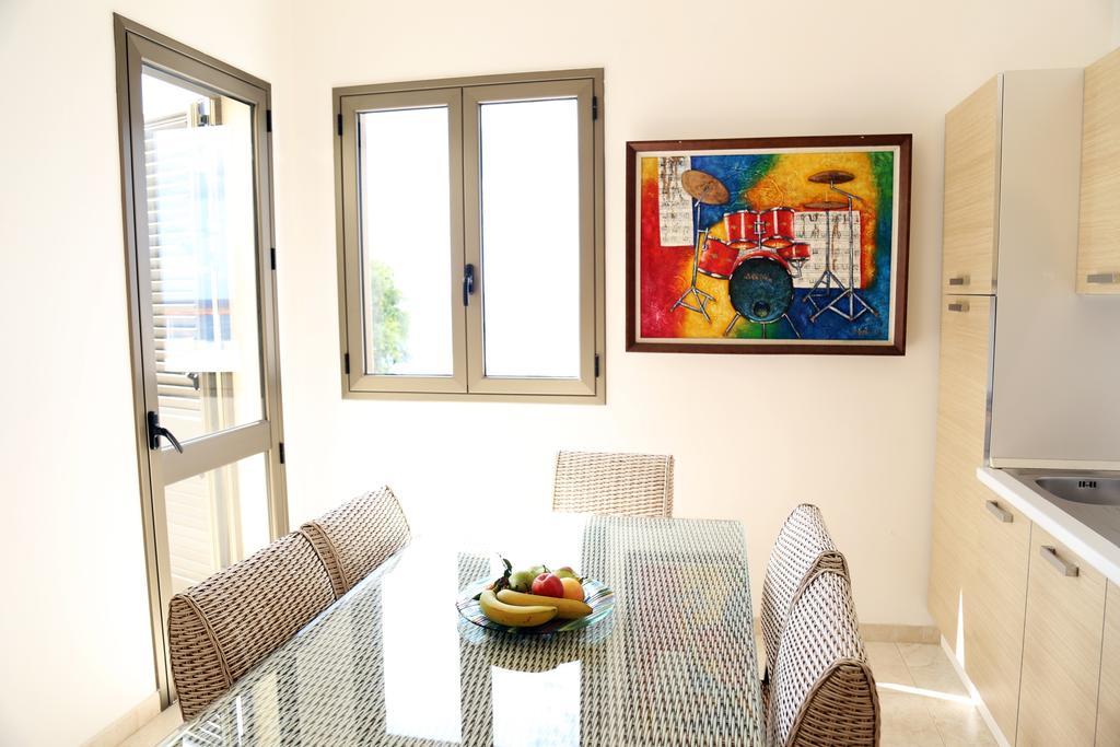 Apartments Tahon di Ravel Lido Conchiglia Bagian luar foto
